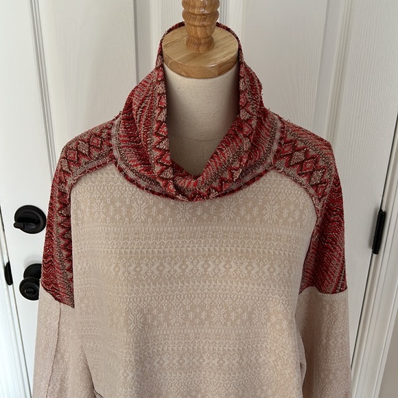 Free People At The Lodge sweater - Picture 3 of 12